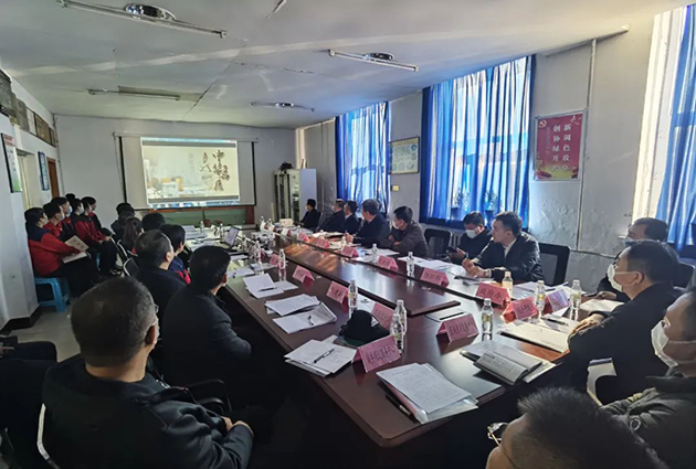 孙东深入华亿网页版_华亿（中国）官方制药有限责任公司主持召开现场